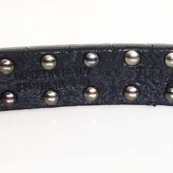 BURBERRY Metallic Studded Skinny Leather Belt - Picture 9 of 11